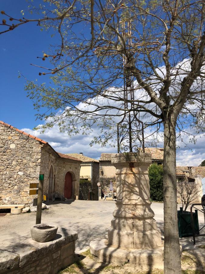 Maison Des Bourgades Saint-Julien-de-Peyrolas 외부 사진